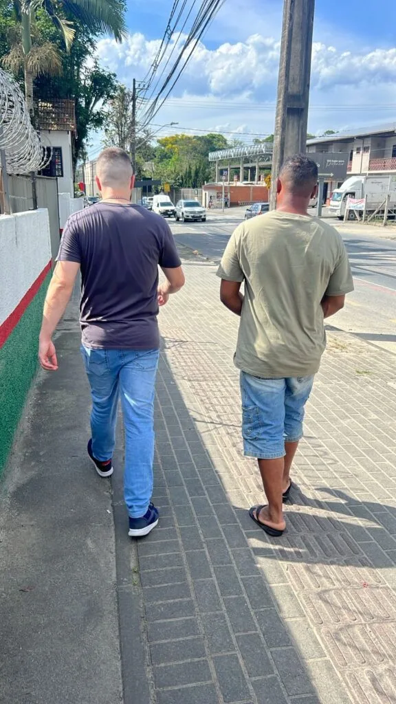 Polícia Civil prende foragido da justiça catarinense em Blumenau