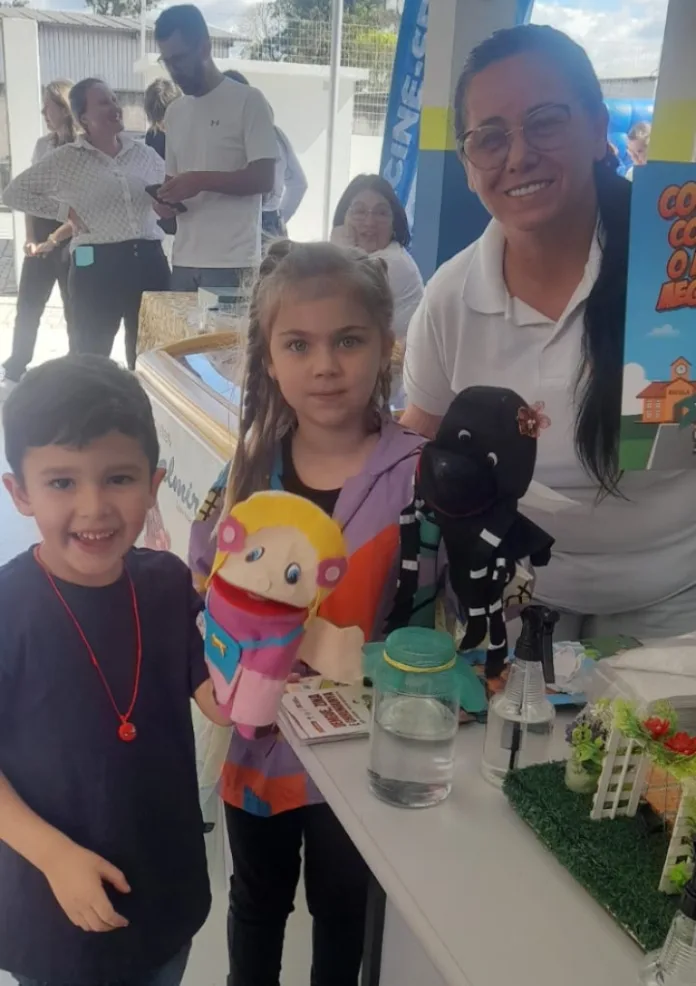 Secretaria de Saúde intensifica mobilização contra a dengue em escolas e na comunidade