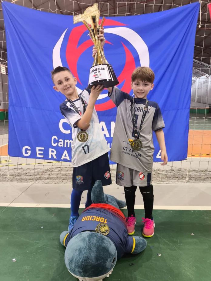 Timbó revela talentos: atletas de 7 anos vencem o Estadual e conquistam destaque no futsal catarinense