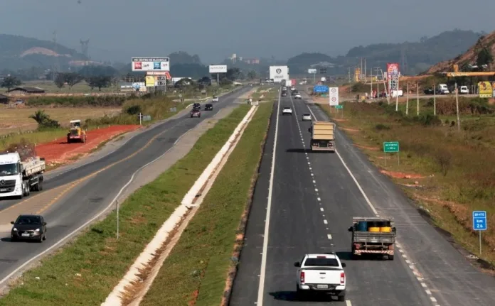 Rodovias federais de Santa Catarina seguem sem bloqueios de caminhoneiros nesta quinta-feira