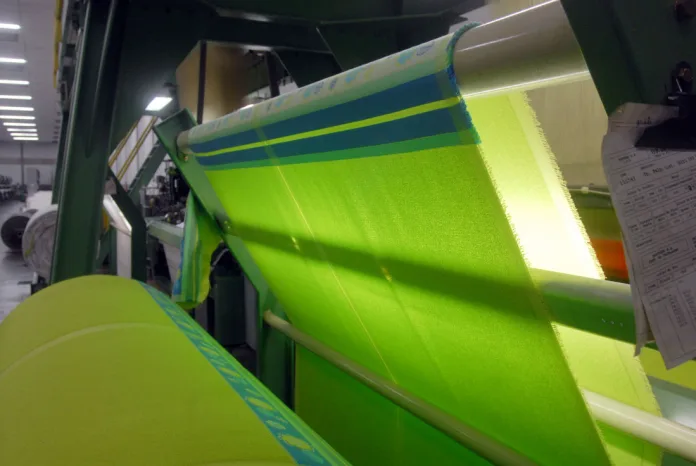 Cresce número de setores industriais confiantes, mas quadro geral ainda é de pessimismo, aponta CNI