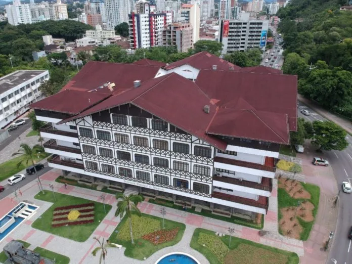 MPSC garante condenação de sete envolvidos em fraude de licitações em Blumenau