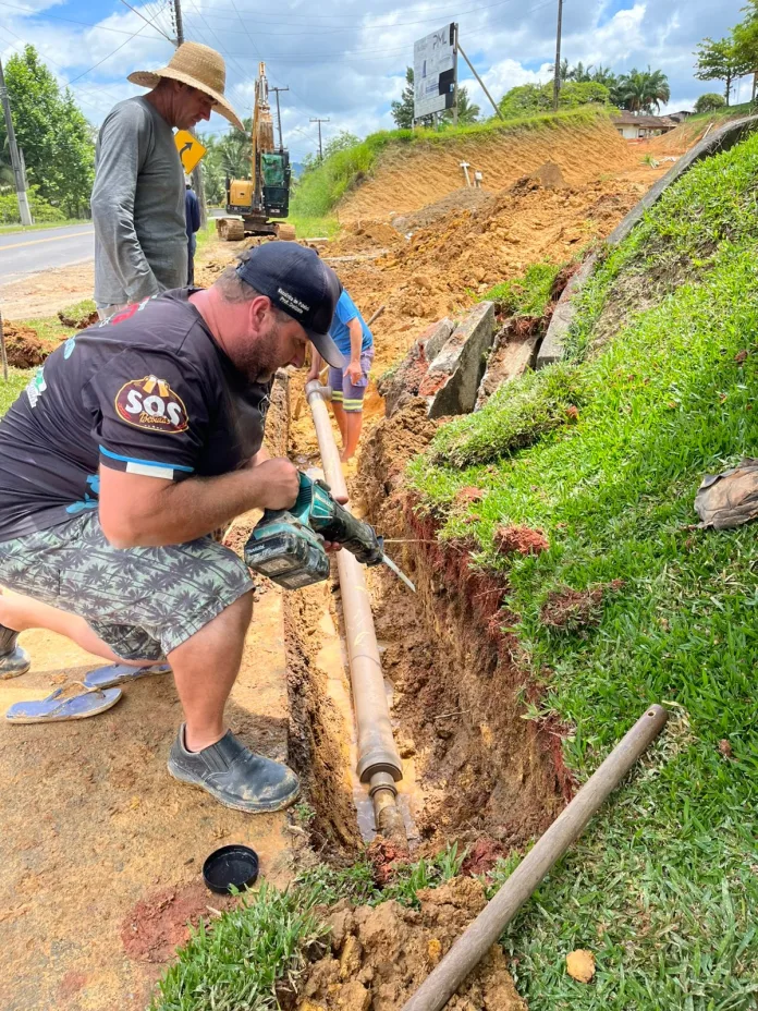 Serviços do Samae de Timbó incluem reparos, manutenção e reconhecimento ambiental