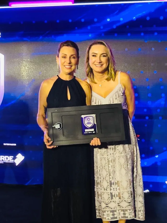 Reconhecimento da Acimvi no Associativismo marca o Celebra Facisc 2025