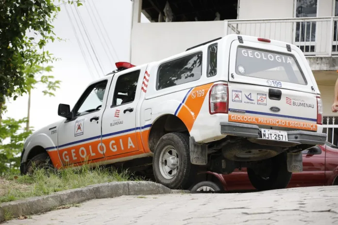 Blumenau vai enviar técnicos da Defesa Civil para auxiliar Juiz de Fora, em Minas Gerais
