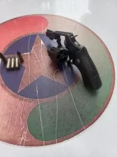 Homem é preso com revólver durante cumprimento de mandado em Apiúna