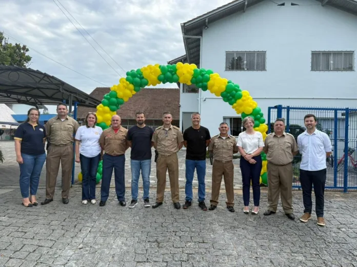 Pomerode entra para a história com primeira Escola Cívico-Militar municipal de SC