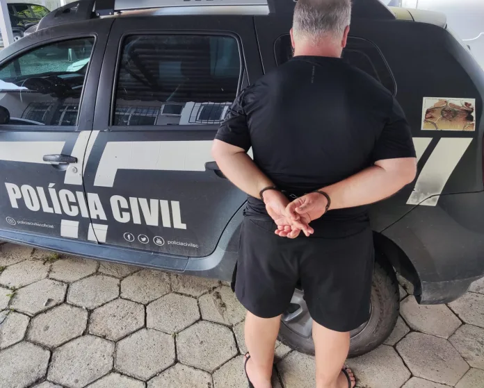 Polícia Civil prende condenado por estupro de vulnerável em Indaial