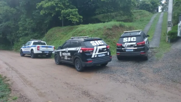 Polícia Civil de Santa Catarina prende homem por posse de material pornográfico infantil em Timbó