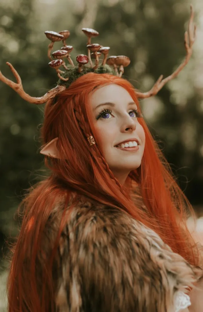 Elfa de Rio dos Cedros transforma fantasia medieval em experiência real