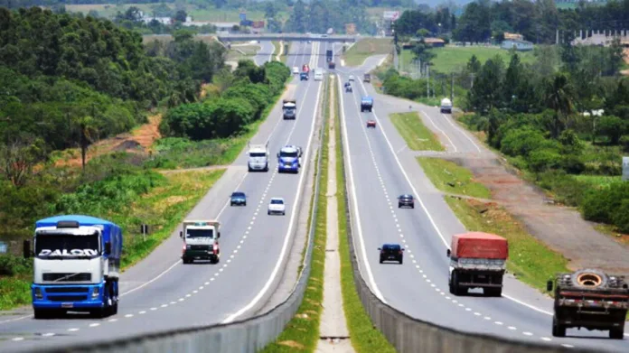 FACISC cobra Ministério dos Transportes sobre solução para concessão da BR-101 Norte