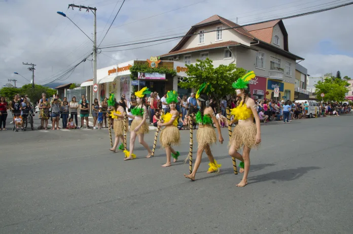 Indaial prepara desfile que celebra 92 anos de história