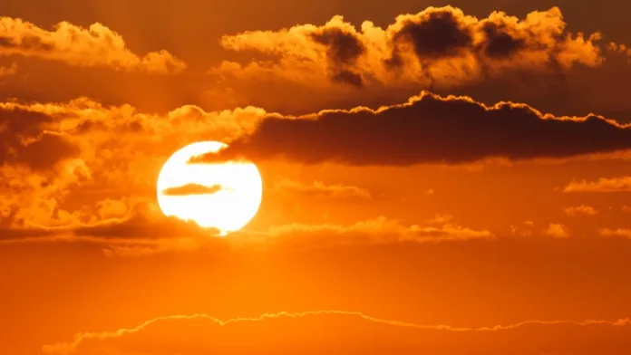 Março começa com tardes de calor intenso em Santa Catarina