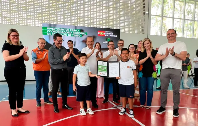 Flávio Buzzi reforça parceria com o Estado e assegura R$ 16 milhões para escolas de Timbó