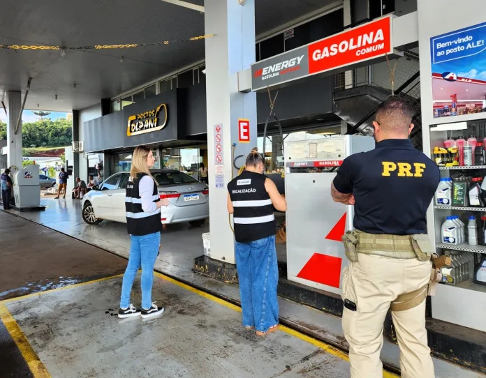 Operação Aequus: Força-tarefa fiscaliza mais de 100 postos contra preços abusivos em Santa Catarina