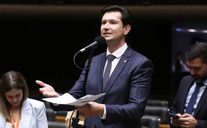 Câmara aprova projeto que impede cobrança retroativa de impostos