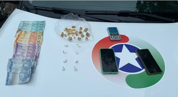 Homem é preso por tráfico de drogas em Apiúna com cocaína, crack e balança
