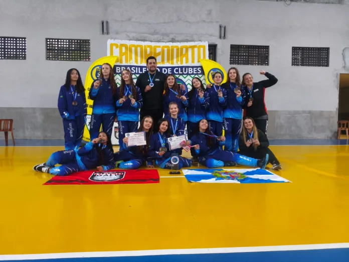 Timbó-Rex conquista bronze histórico no Brasileiro Mirim de Handebol