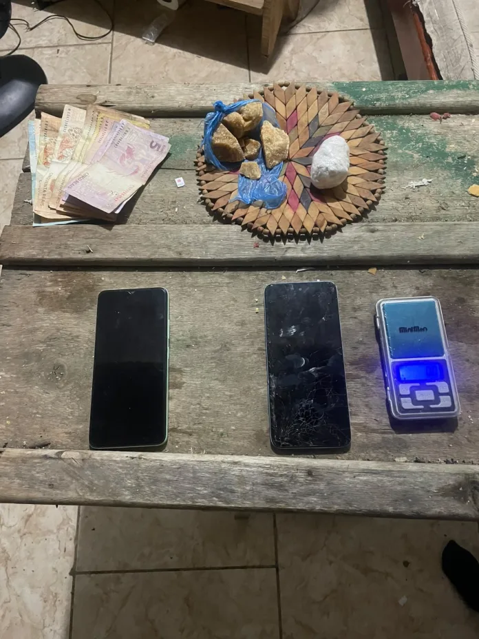 Polícia Militar prende dois homens por tráfico e associação ao tráfico em Apiúna