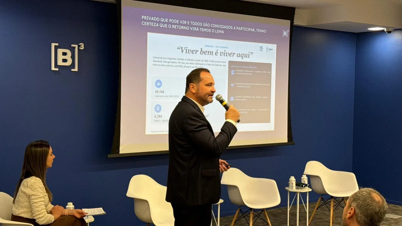 Timbó apresenta projeto de saneamento a investidores na B3