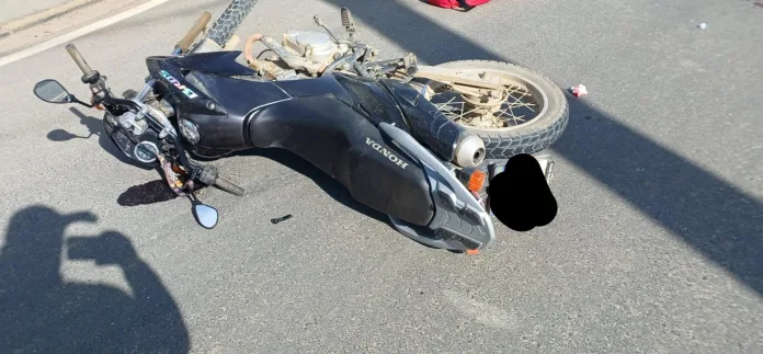 Motociclista fica ferido em colisão com carro em Benedito Novo