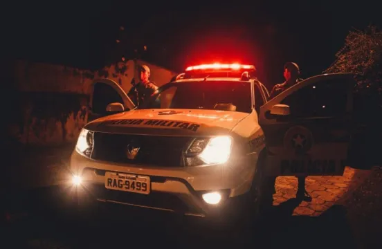 Homem de 41 anos foi baleado em Apiúna, socorrido pelo Samu e caso é investigado como tentativa de homicídio.